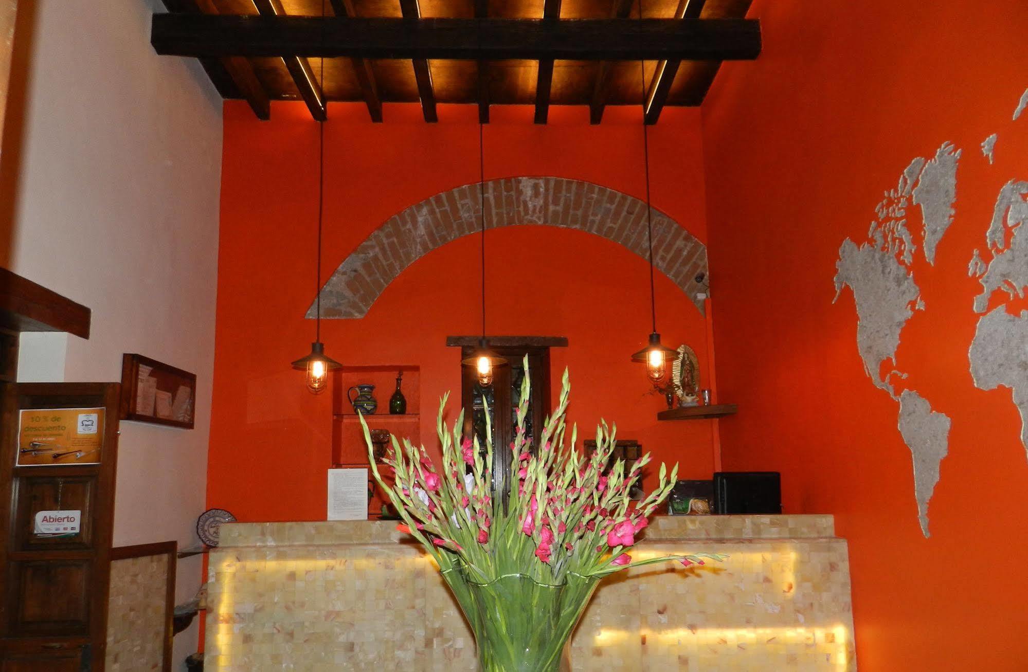 Collection O Al Otro Lado Del Rio, Puebla Hotell Exteriör bild Reception at Hotel Casa 1550